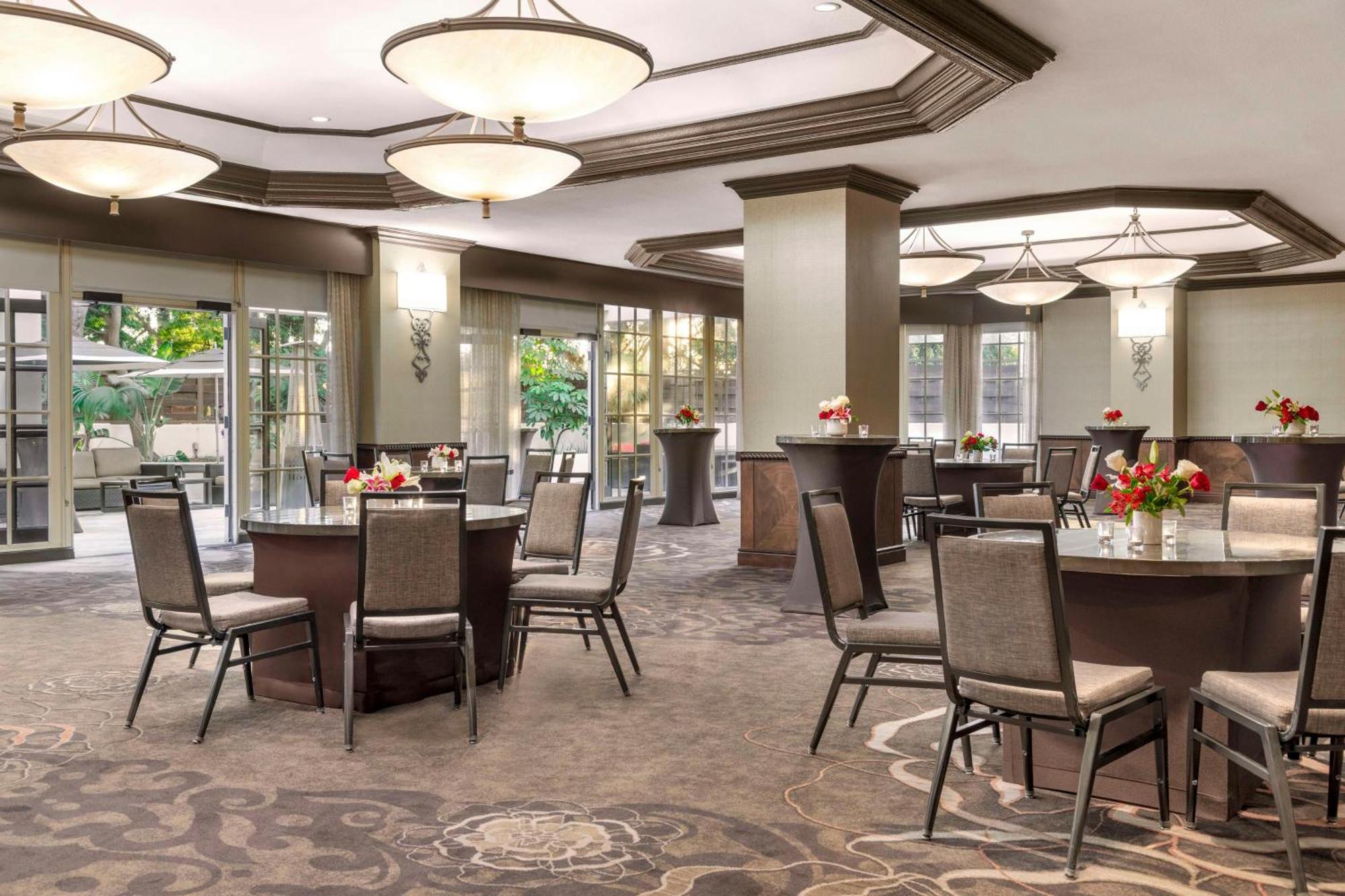 Hilton Orange County/costa Mesa Hotel 4*