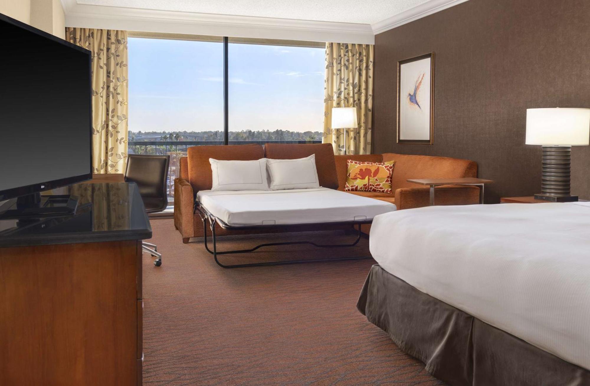 Hotel Hilton Orange County/costa Mesa 4*