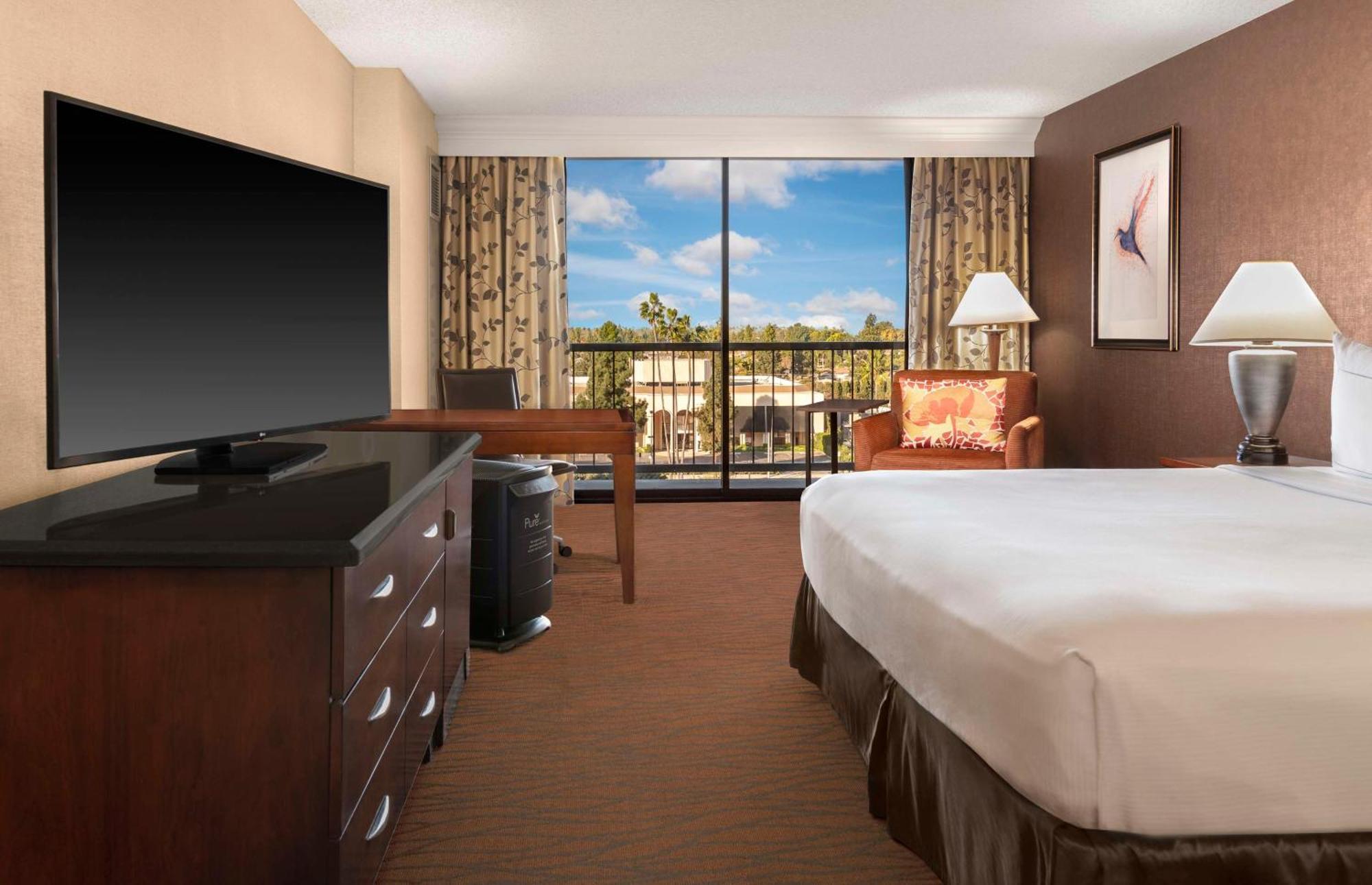 Hilton Orange County/costa Mesa Hotel 4*