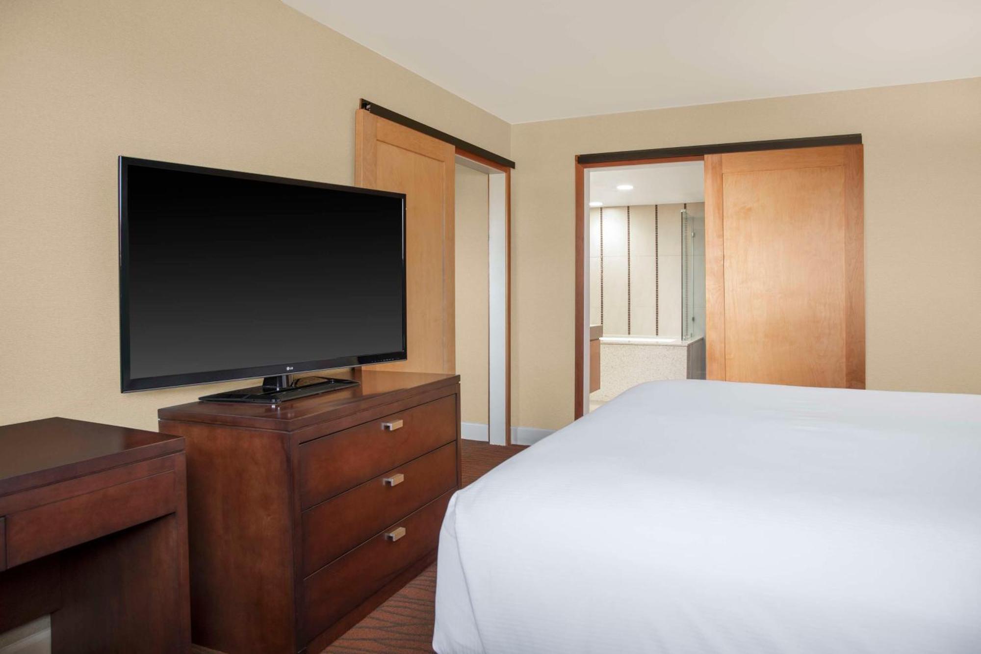 Hotel Hilton Orange County/costa Mesa 4*