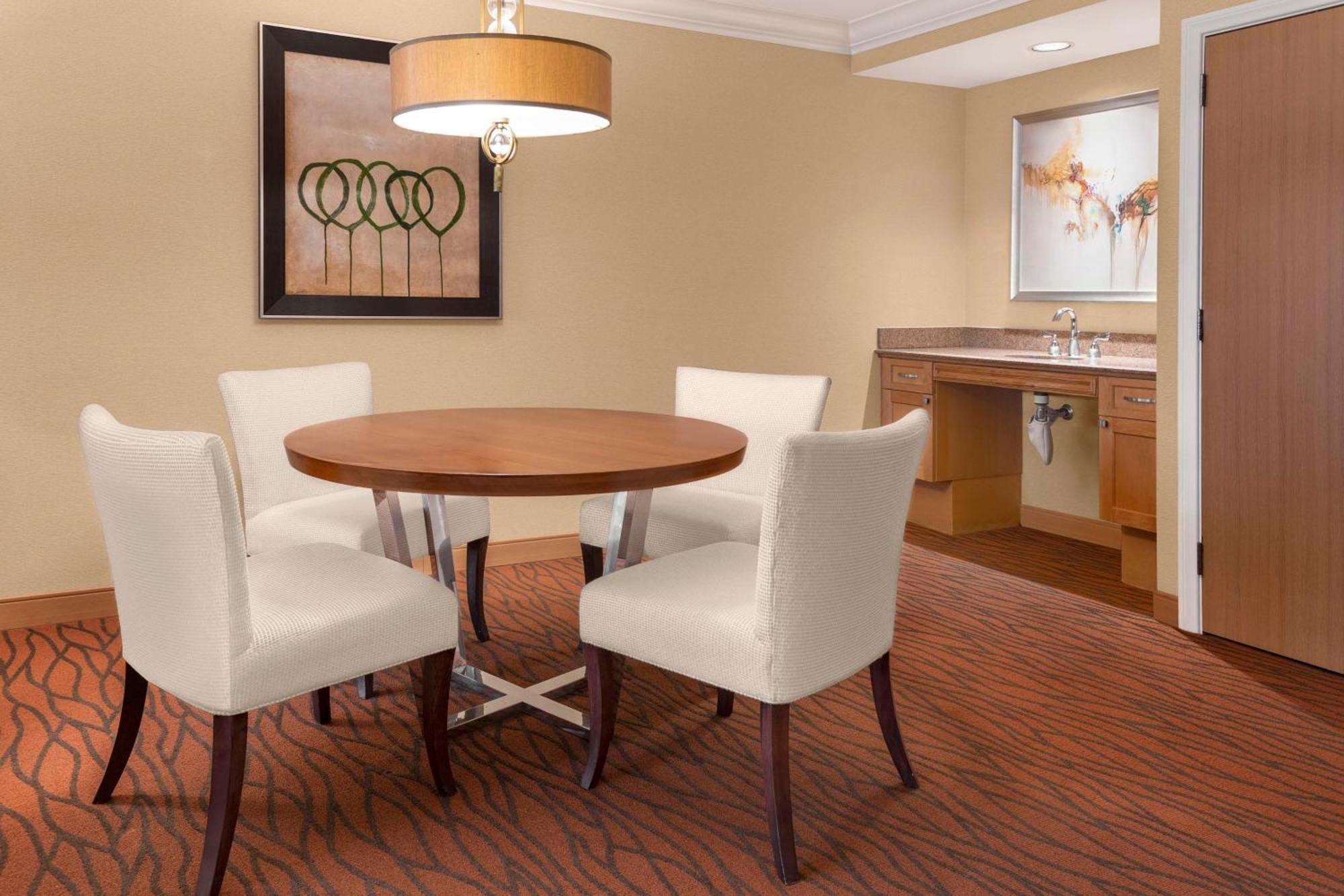 Hilton Orange County/costa Mesa Costa Mesa